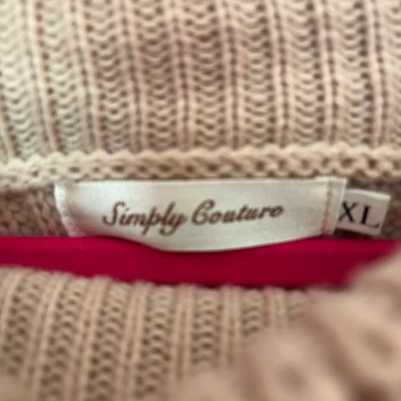 Simply Couture Woman’s Sweater Poncho - Picture 4 of 4